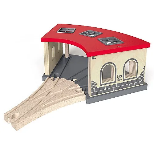 Дървена играчка, Hape, Влаково депо, 28.7 x 17.8 x 10.9 см