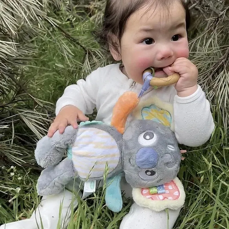 Плюшена Коала за гушкане Playgro Fauna Friends, с мека гризалка, 0м+