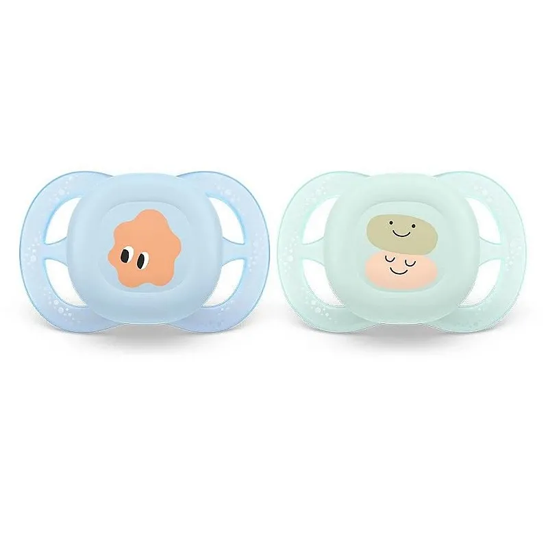 Комплект от 2 бр. ортодонтични залъгалки за новородени Philips AVENT SCF075/04 Ultra Start 0-2м, в синьо и зелено със забавен декор, в кутия за стерилизиране