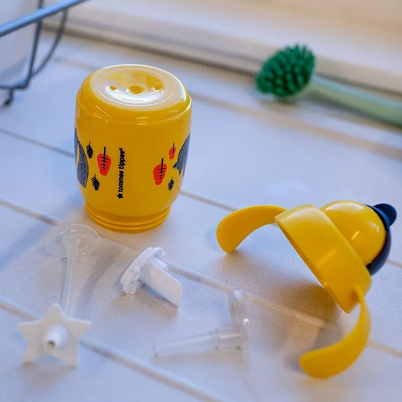 Tommee Tippee SUPERSTAR НЕРАЗЛИВАЩА СЕ ЧАША СЪС СЛАМКА с дръжки 300мл 6м+ BACSHIELD Жълт