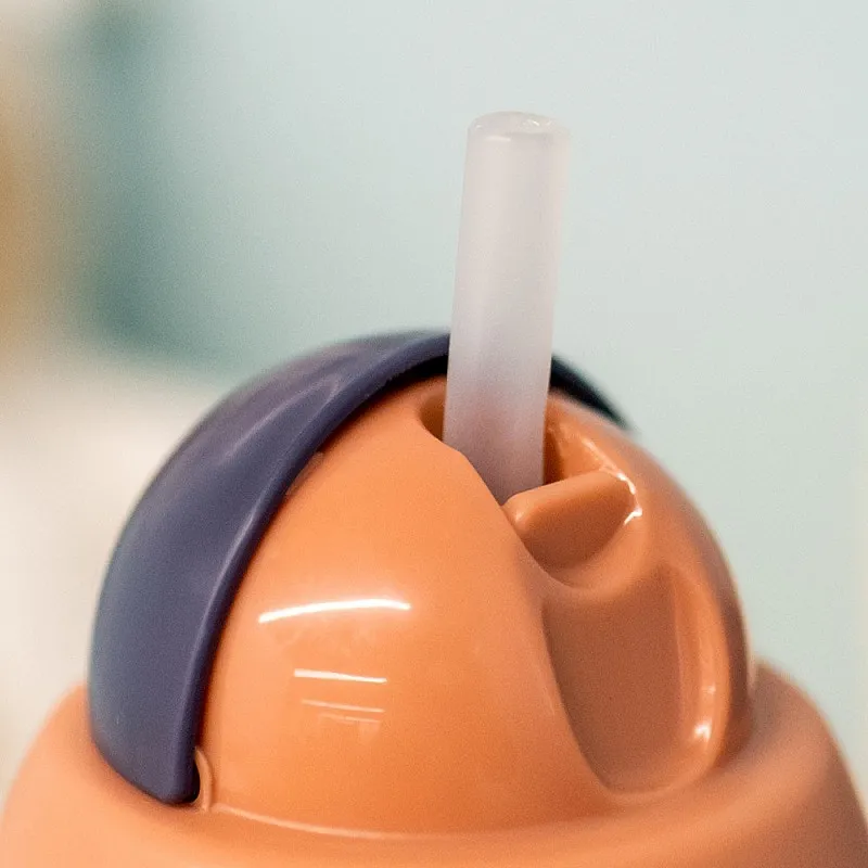 Tommee Tippee SUPERSTAR НЕРАЗЛИВАЩА СЕ ТЕРМОЧАША СЪС СЛАМКА 266мл 12м+ BACSHIELD РОЗОВ
