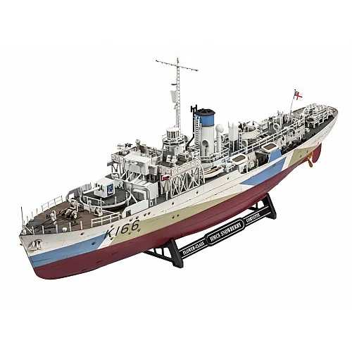 Сглобяем модел, Revell, Военен кораб HMCS Snowberry, 501 части