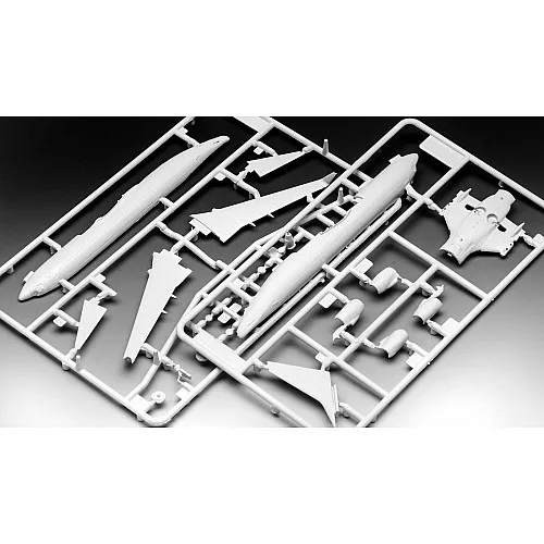 Авиомодел за сглобяване, Revell, Boeing 737-800, 25 части