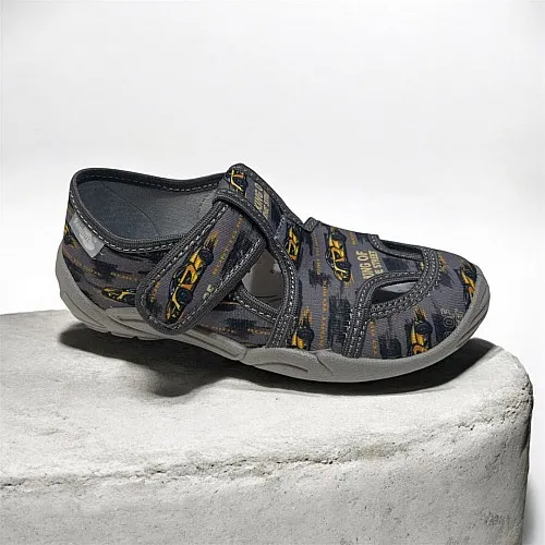 Дишащи анатомични пантофи REN BUT 23-375-171