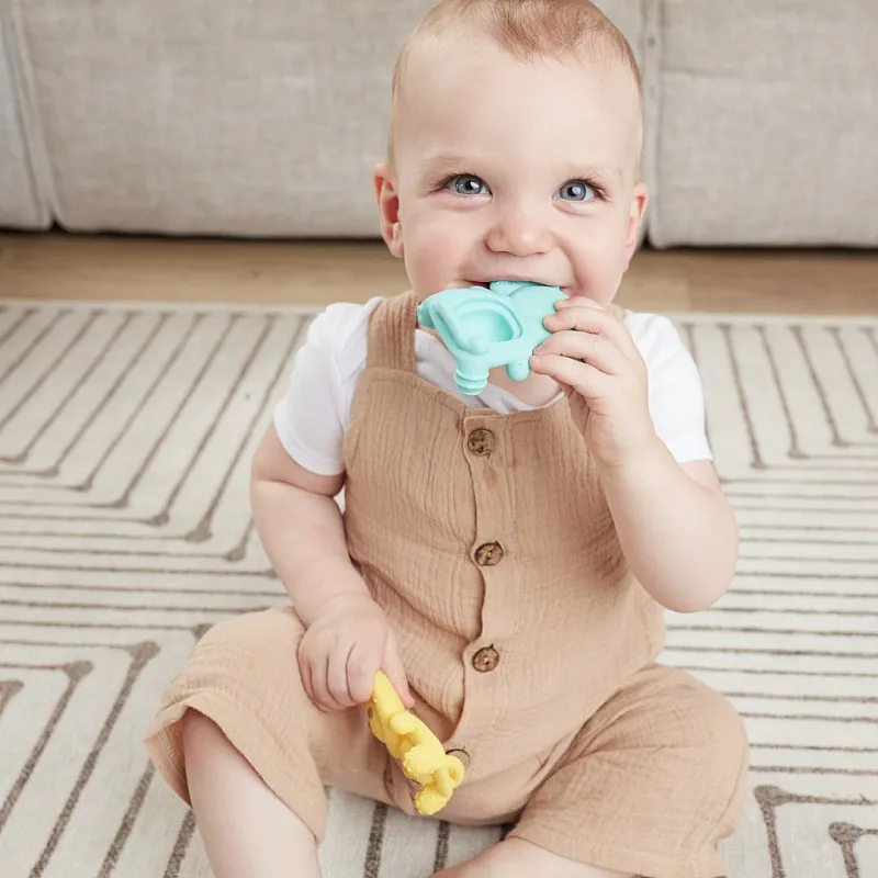 Комплект силиконови бебешки гризалки, Infantino, Слонче и лъвче, 2 броя