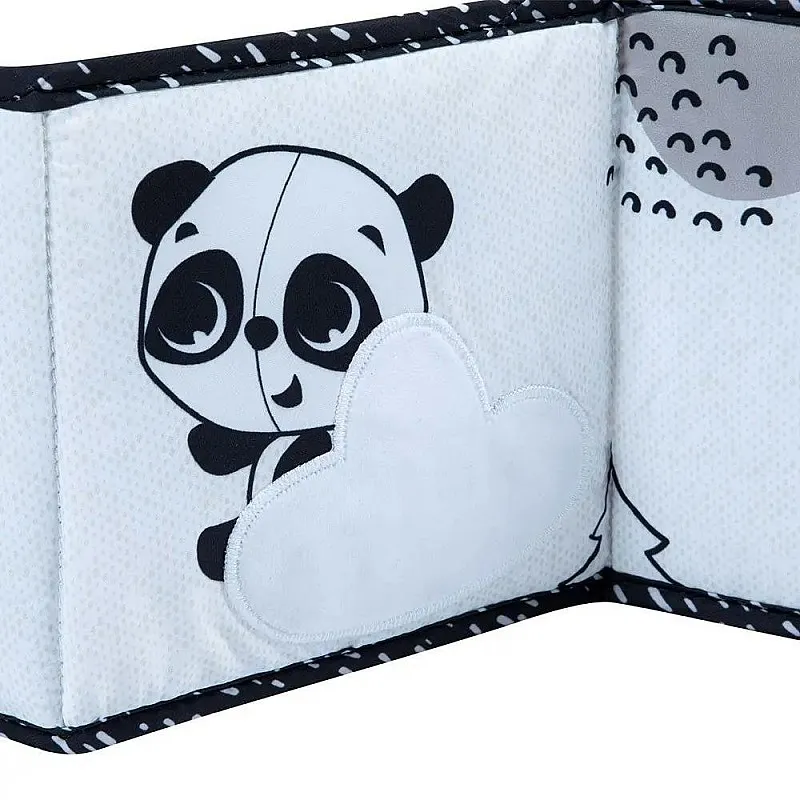 Мека двулицева книжка-обиколник TINY LOVE Double-sided First Book от серията Black&White Décor, 0м+