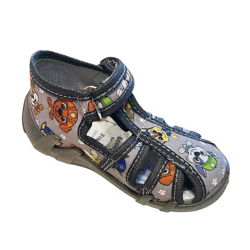 Дишащи анатомични пантофи REN BUT 13-106-121